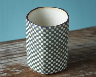 Tea Cup, Yunomi KOMON Checkered Pattern – Yamatsu