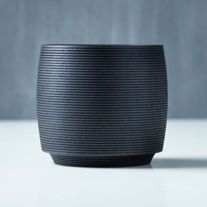 Yunomi Tea Cup TURARI Black (M+)  - Gato Mikio