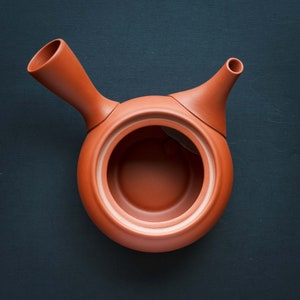 Japansk Kyusu tekanna HIRAMARU 平丸 Vermillion – Jinsui Tokoname bild 6