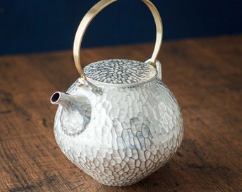 Teapot Hammered Silver Large - Risogama