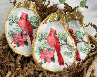 Adorno navideño de concha de ostra cardenal roja: decoración costera con purpurina dorada