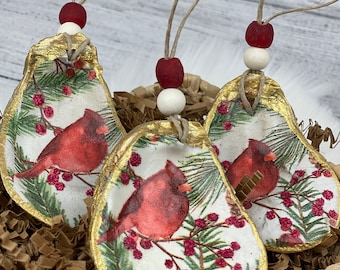 Red Christmas Cardinal Oyster Shell Ornament with Glitter and Gold accents, Coastal Decor, Beach Ornament, Christmas Gift, Decoupage Oyster