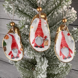 3er Set Weihnachtswichtel Austernmuscheln mit goldenen Akzenten und Epoxidharz, goldene Holzperle, Küstendekor, Weihnachtsgeschenk
