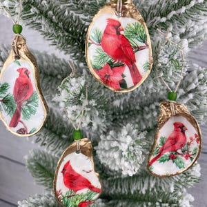 Set of 4 Mini Cardinal Oyster Shell Ornaments with Gold accents and glass bead,  Coastal Decor, Christmas Gift, Decoupage Oyster