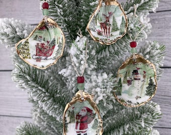 Adornos navideños clásicos de conchas de ostras: decoración costera con detalles dorados, juego de 4