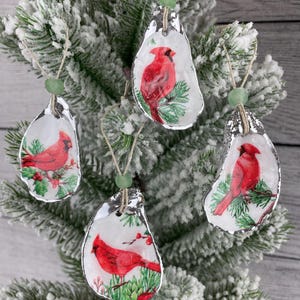 Set of 4 small Cardinal Oyster Shell Ornaments with silver accents and glass bead,  Coastal Decor, Christmas Gift, Decoupage Oyster