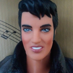 Collectible Elvis doll, 68 special Elvis doll, Elvis memorabilia, Elvis collectible, Elvis doll in black leather look,