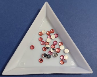 Triangle Sorting Tray, Rhinestone Triangle Tray, Bead Sorting Tray, Pack of 2