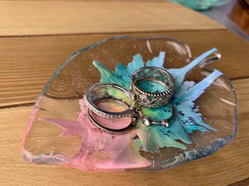 Rainbow Leaf Trinket Tray
