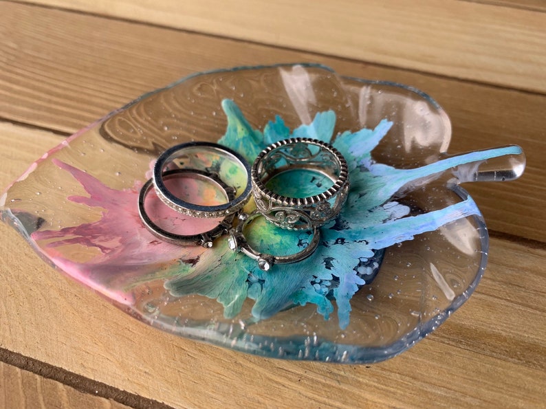 Rainbow Leaf Trinket Tray