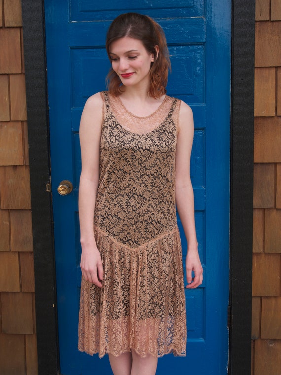 1920s Dress / Rose Gold Champagne / Sheer Silk Lace / - Gem