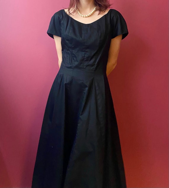 1950s Dress / Gigi Young / Classic Fit & Flare Bl… - image 3