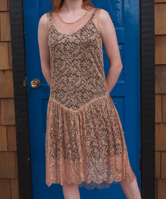 1920s Dress / Rose Gold Champagne / Sheer Silk Lace / - Gem