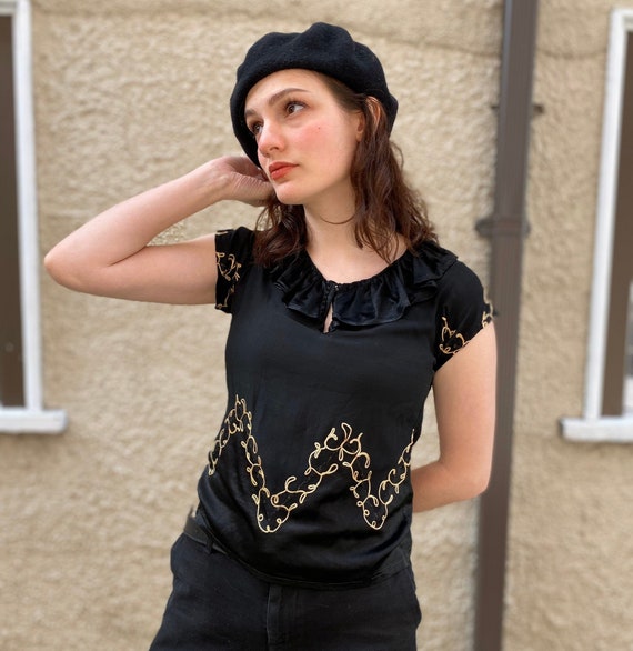 Early 1930s Top / Embroidered Silk Blouse / Ruffle