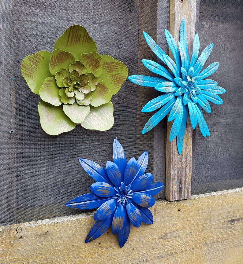 3 Metal Wall Flowers Garden Wall Art/ Fence Flowers/ Outdoor Etsy
