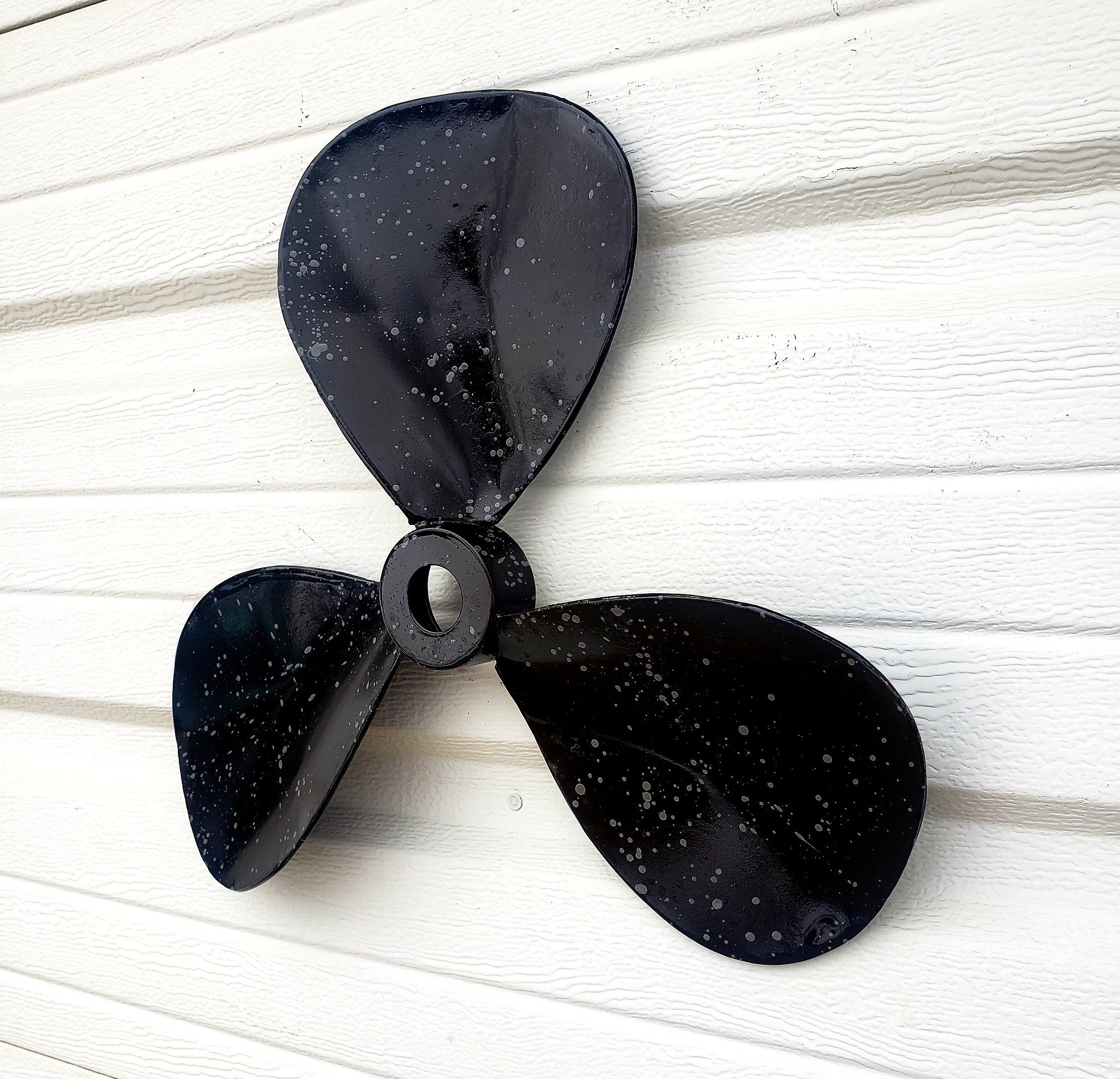 Nautical Decor Details about   Set of 2 Boat Propellers Wall Art Sculptures Distressed Metal 