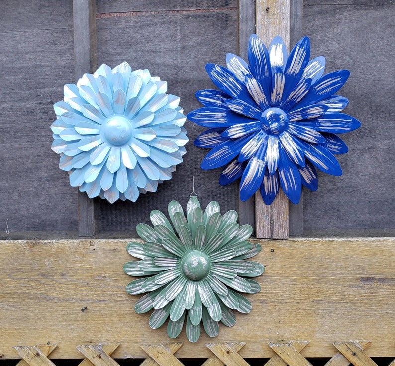 3 Metal Wall Flowers Garden Wall Art/ Fence Flowers/ Outdoor Etsy