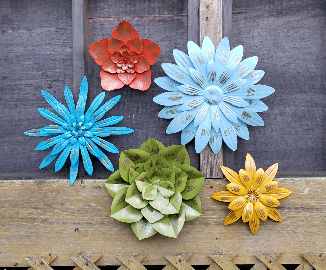Metal Wall Flowers Garden Wall Art/ Fence Flowers/ Outdoor Metal Flower