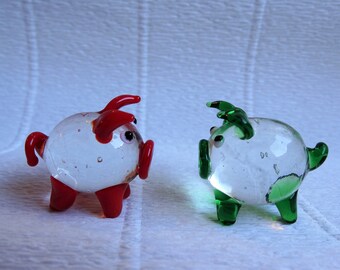 Handgeblasene Glasfigur – Lila Schwein Mit Blume, 5,1 Cm Lang, Miniatur-Deko Für Puppenhaus, Bauernhof Oder Sammlung