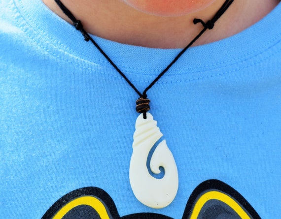 Natural Bone Hand-carved Necklace Maori Tribal Style Turquoise Lucky Symbol Waterproof Yak Bone For Men Teenager Unisex Festival Adjustable