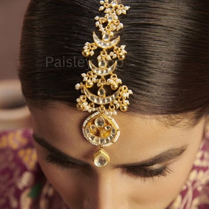 Gold Plated Kundan Pearl Maang Tikka / Kundan Maang tikka with Pearls / Bridal Jewelry / Wedding Jewelry/ Kundan Headband/Sabyasachi Jewelry