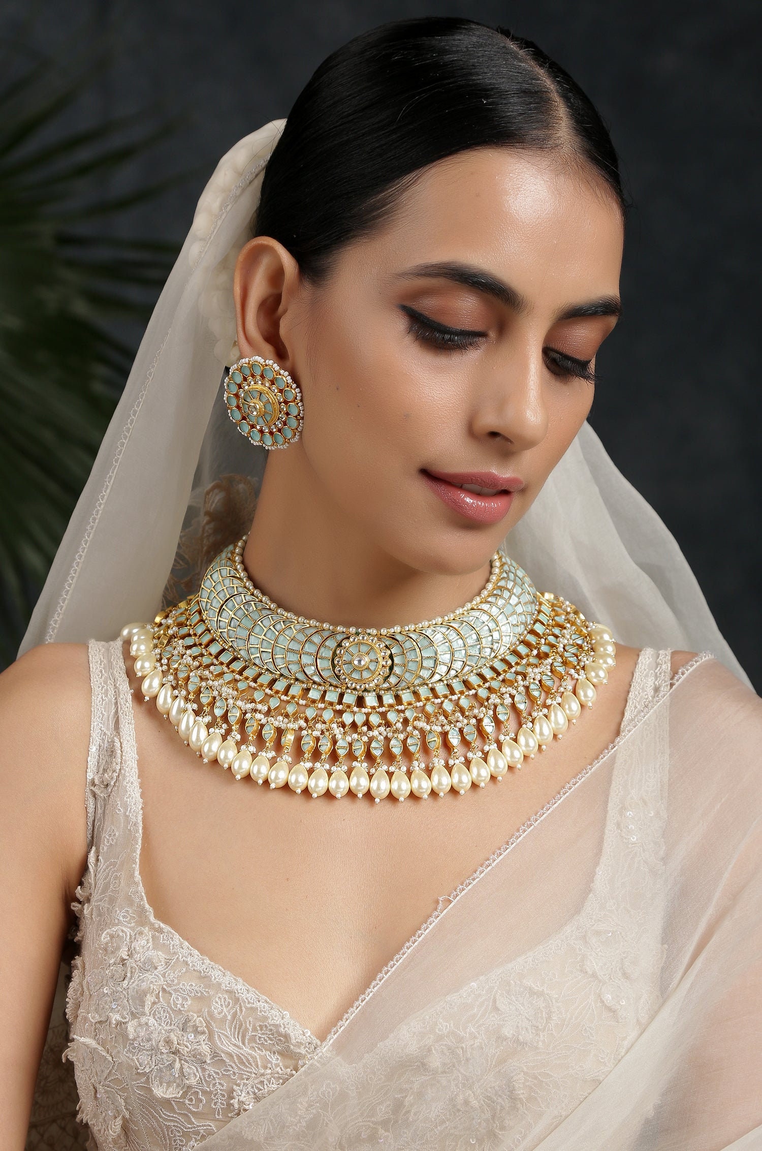 Deepika padukone gold choker necklace new arrivals