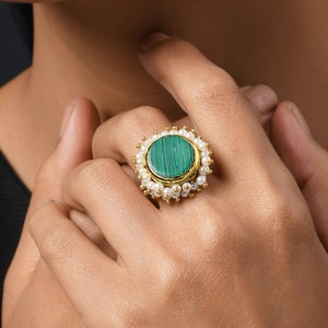Green Gold Tone Pearl Beaded Adjustable Ring image 2