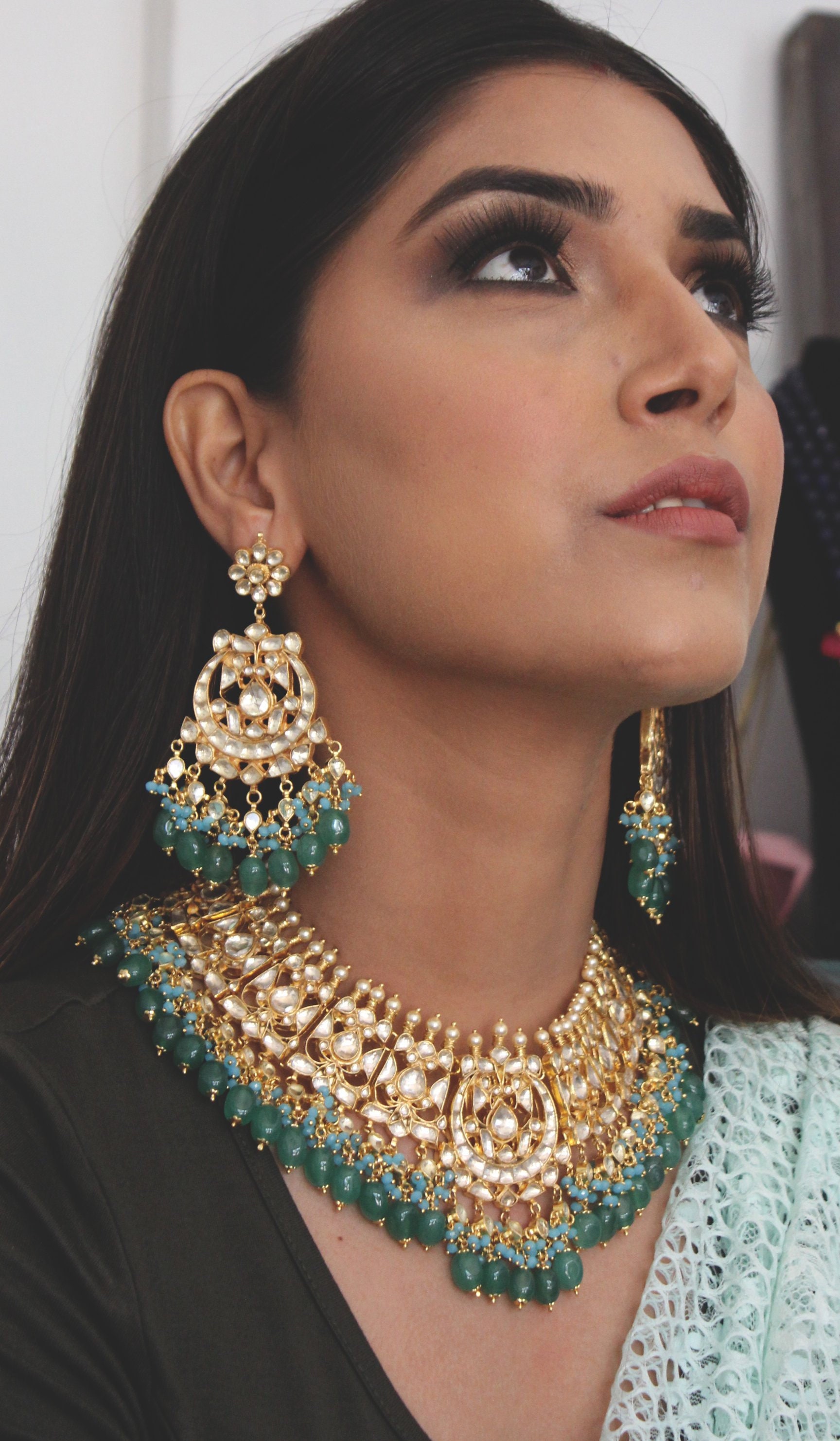 Kundan Gold Plated Indian Bridal Jewellery With Emerald Green and