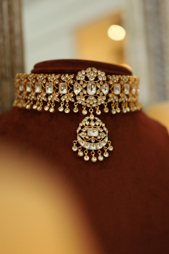 Gold plated choker necklace cheap set