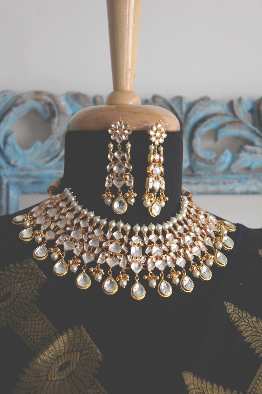 Women's Designer Brass High Gold Antique Golden & Kundan Rajwadi Necklace Set with Earrings main image 1