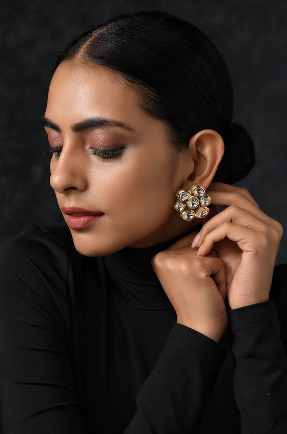 Kundan stud earrings online discount