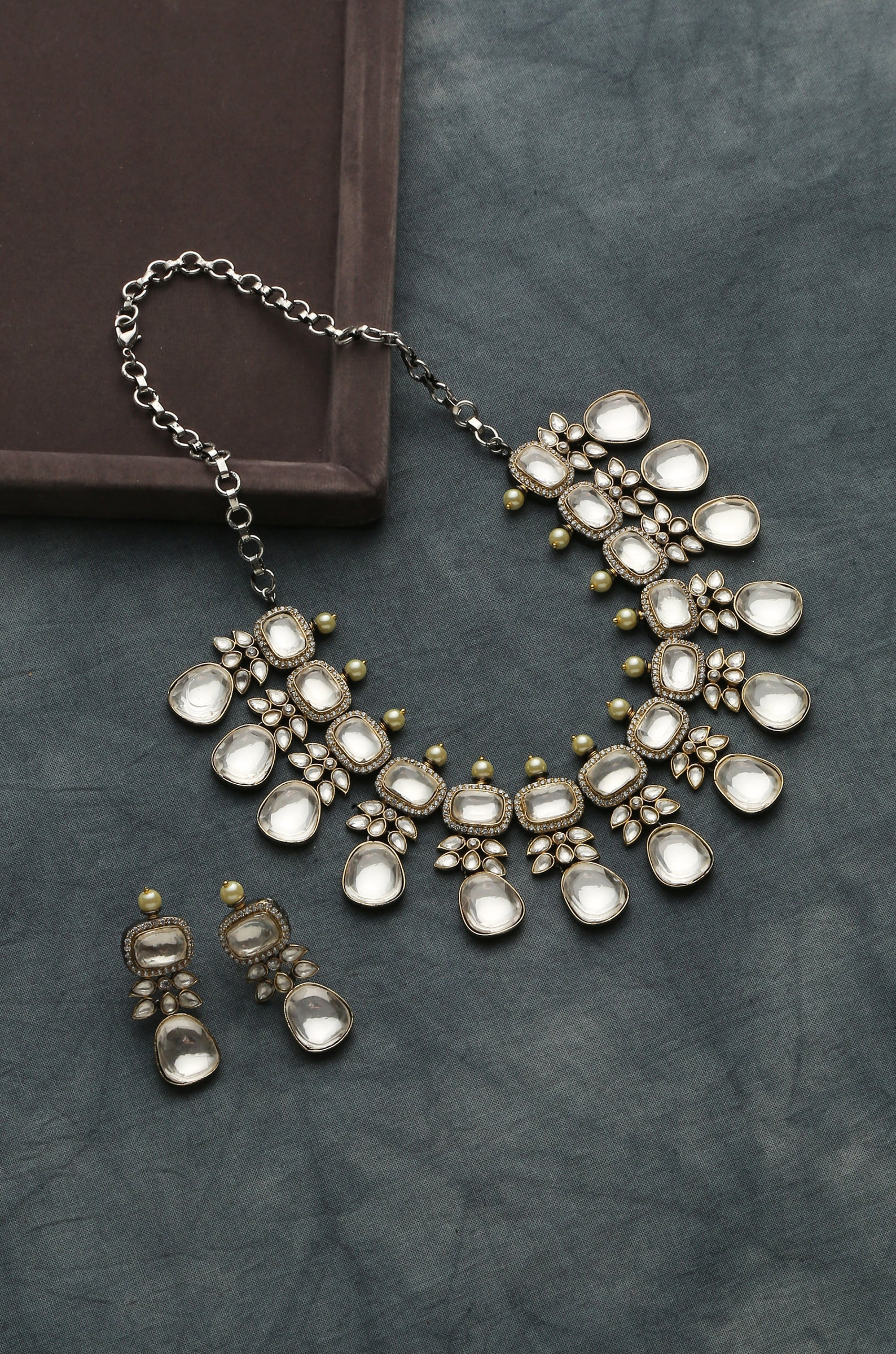 Victorian Necklace and Earrings Set
