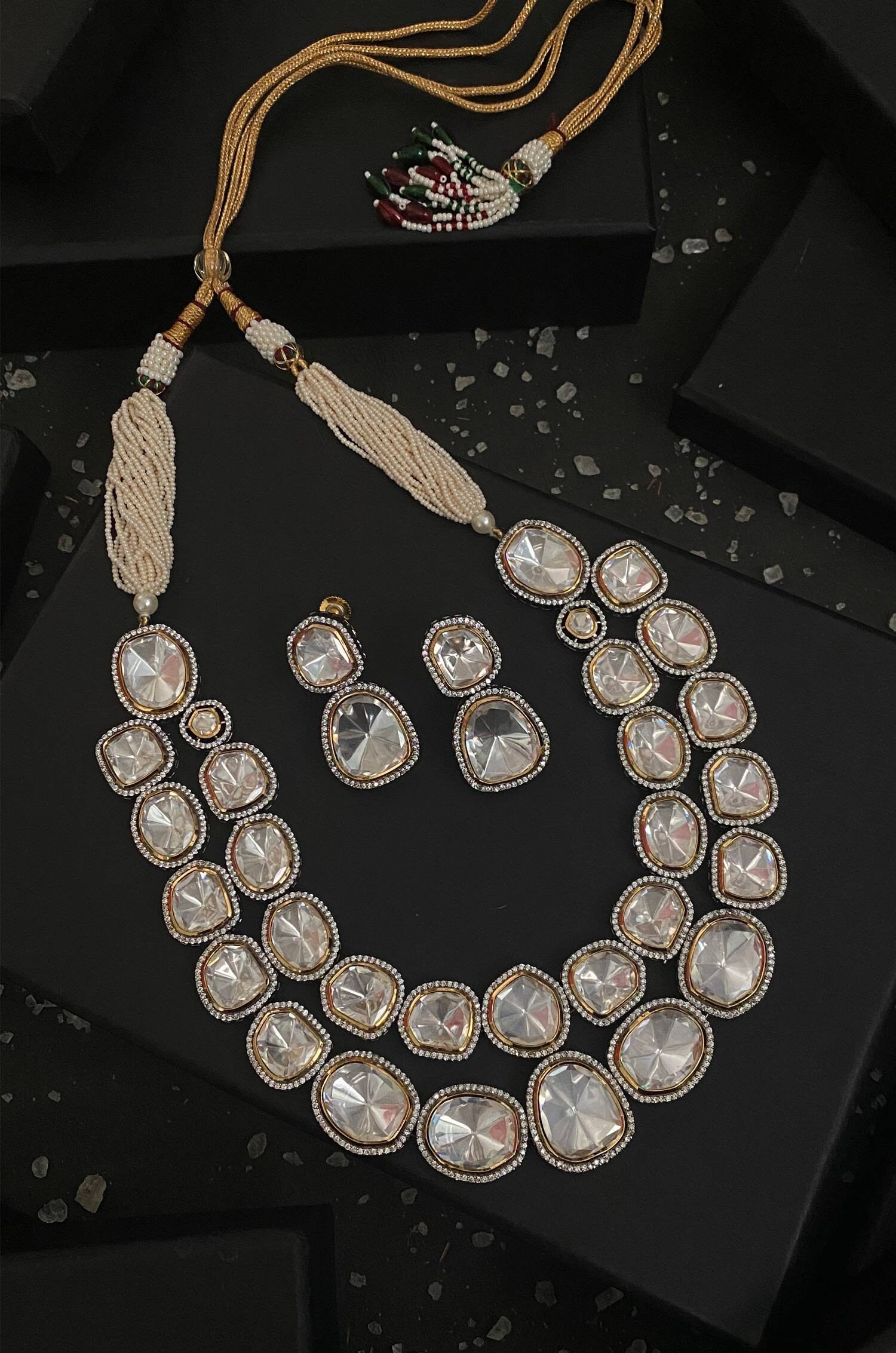 Details more than 173 costume diamond necklace best songngunhatanh.edu.vn