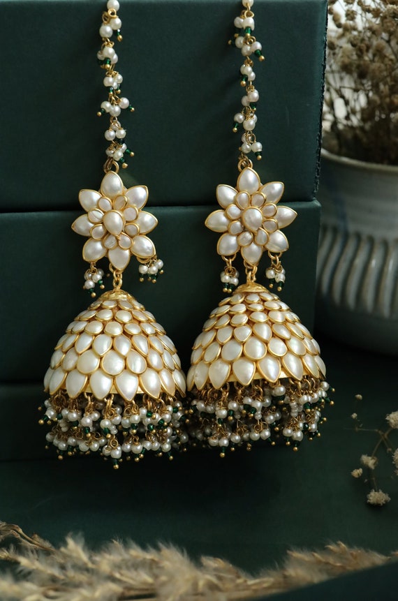 Buy Tanaira Golden Traditional Kundan and Pearl Jhumki Earrings for Women  and Girls Best for Parties, Occasion & Festival Online at Best Prices in  India - JioMart.