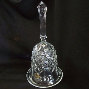 大きなクリスタルザイェカルクリスタルベル