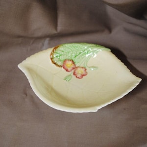 Carlton Ware Yellow Australian Design Floral Leaf Pin Dish