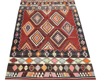 Medium Kilim rugs