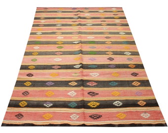 Medium Kilim rugs