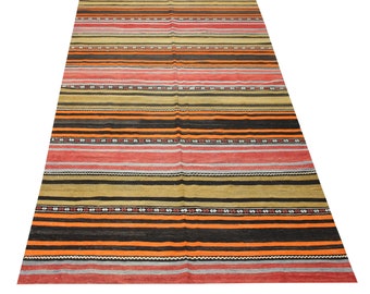 Medium Kilim rugs