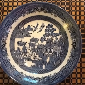 Blue Willow Serving Bowl