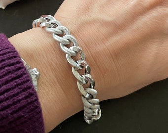 Bracelet: Flat dark silver link chain "Cara" - elegant and beautiful silver chain with matt polish surface, handmade from 925 silver.