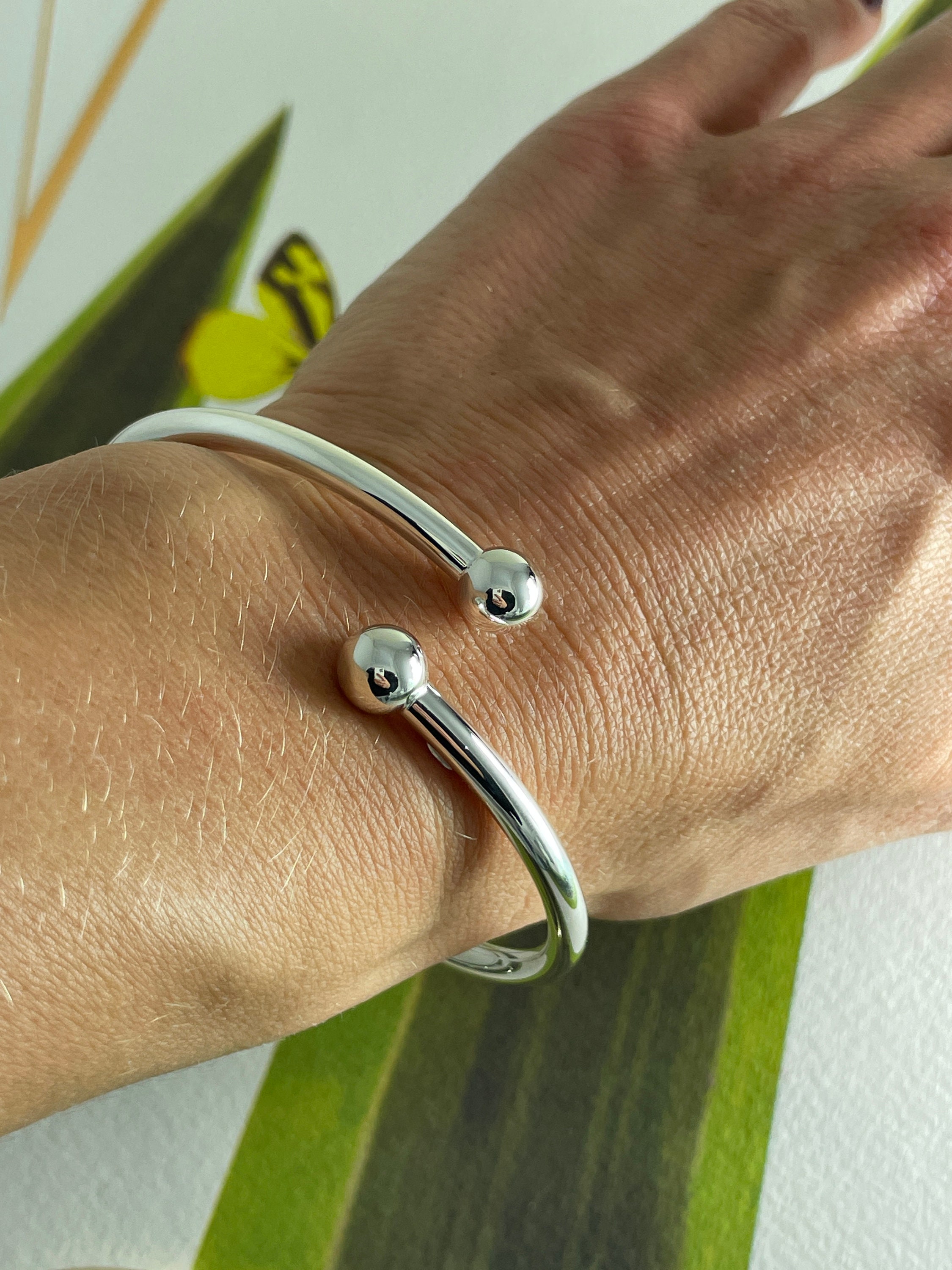 Hyacinthy Armreifen Damen Gold - Verstellbares Manschetten Armband Aus Edelstahl