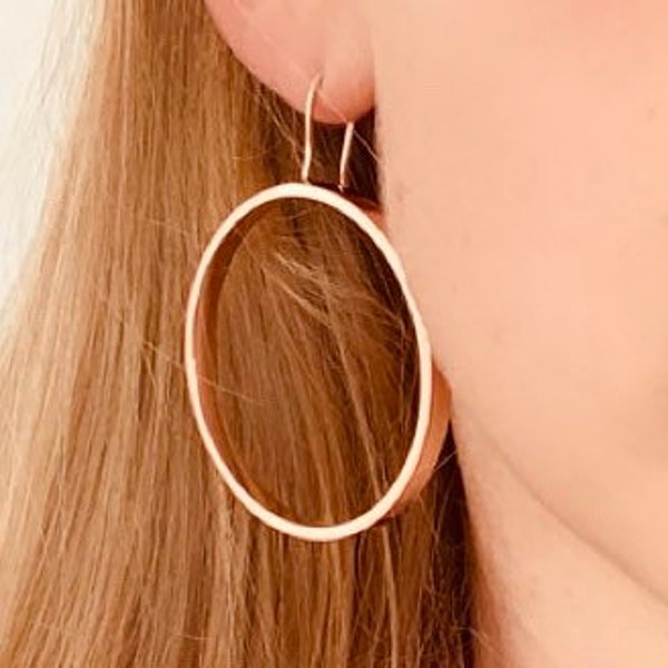 Round & edgy 4cm loop earrings "Luna" handmade of sterling silver, super fashion, oversized round design, light  and comfortable
