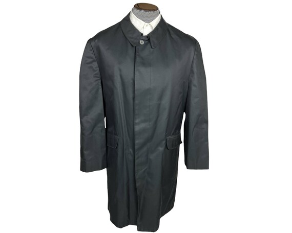 Vintage 1960s Mens Raincoat W Striped 