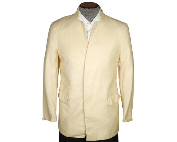 Vintage 1960s White Wool Jacket Cutaway 