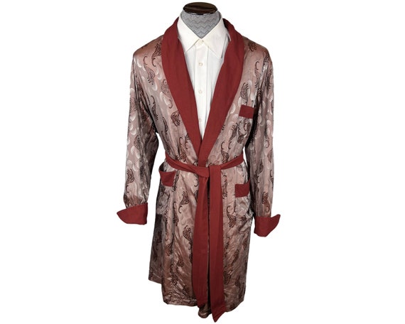 1940s Pattern, Debonair Men's Dressing Gown, Robe - Chest 42”- 44” (106.7cm-111.8cm)