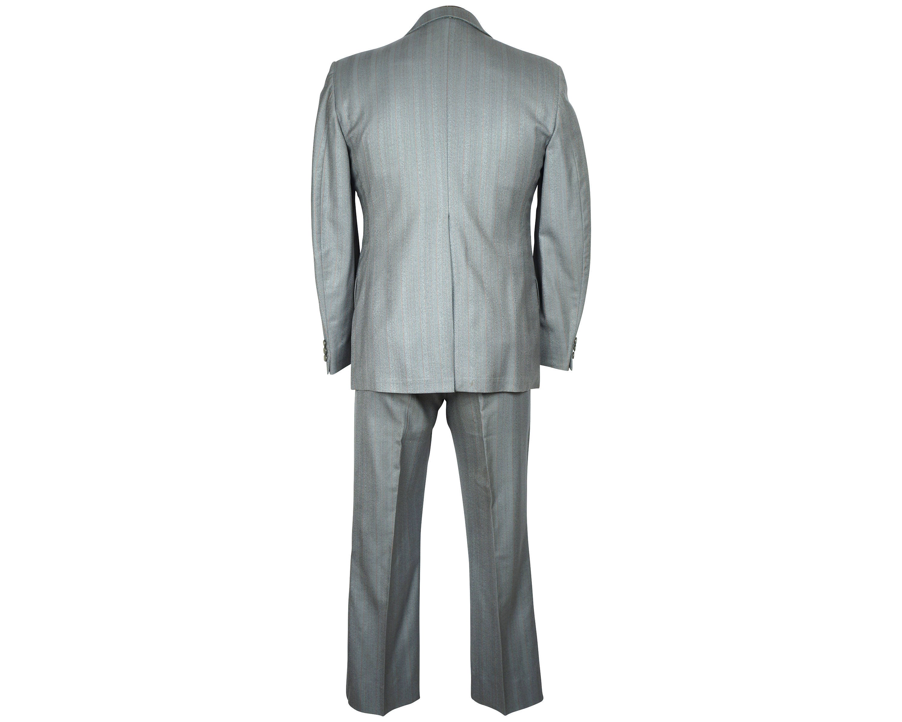 スーツ Late 50s style herringbone stripes Vintage 1960s Grey Suit, Two Button Stance, Pocket Flaps