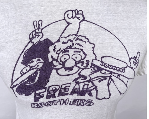 Original Vintage 1960s Freak Brothers T Shirt Gil… - image 2