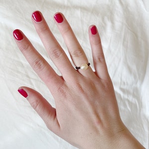 Brown & Pearl Elastic Bead Ring