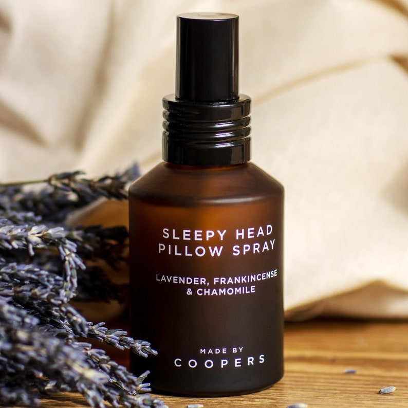 aromatherapy sleep spray with lavender